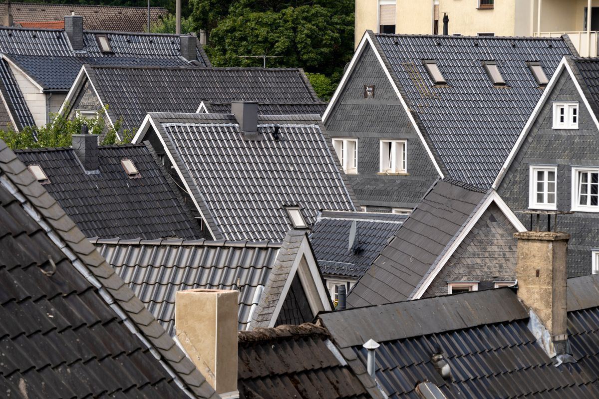 Couvreur Toit-Reno Bordeaux, chantier de couvreur zingueur à Bordeaux
